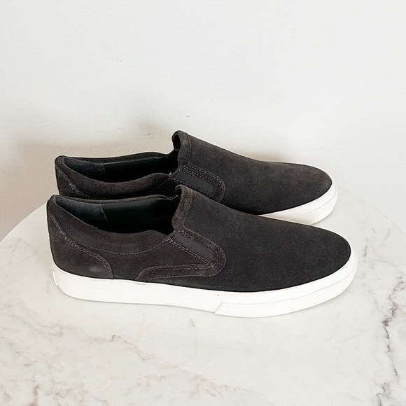 NEW Vince Men’s Fairfax Slip-On Sneaker Charcoal Gray Size 8
